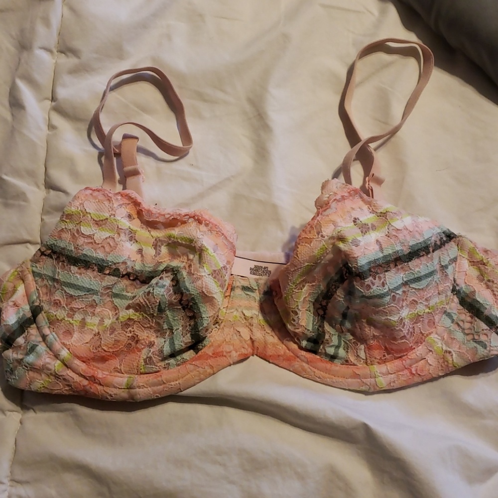 VS bra